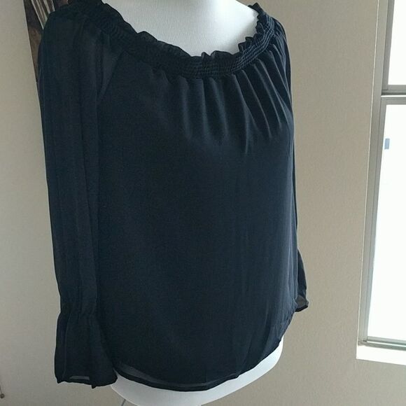 Wayf Semi Sheer 3/4 Bell Sleeve Blouse (B15) - Picture 1 of 7